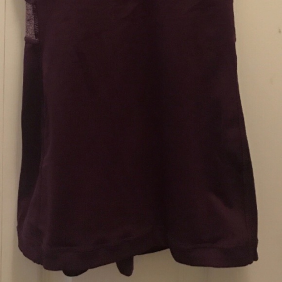 Lululemon Tank Top Burgundy Support Cross Back Thick Straps Sz 4 no pads - Picture 2 of 6